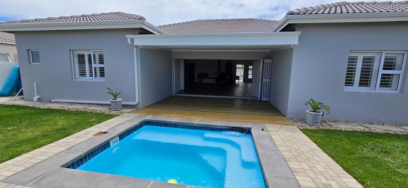 3 Bedroom Property for Sale in Country Club Western Cape